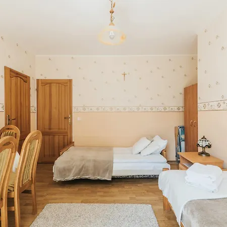 Brzozowy Dworek Séjour chez l'habitant Dębki