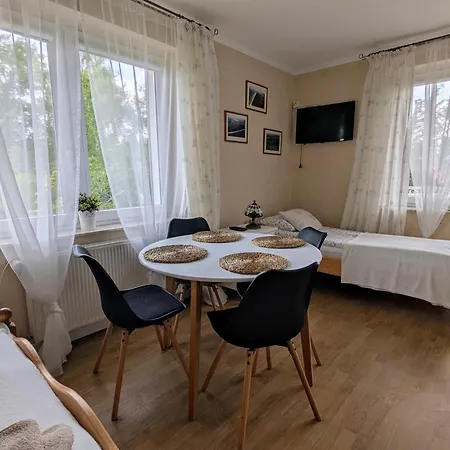 Brzozowy Dworek Privatunterkunft Dębki