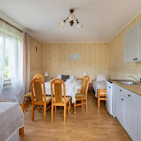 Brzozowy Dworek Séjour chez l'habitant Dębki